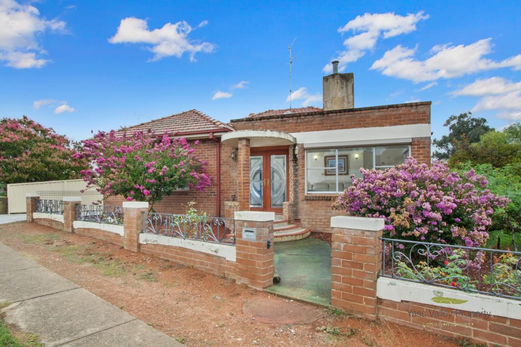 281 Comur St, Yass, NSW 2582
