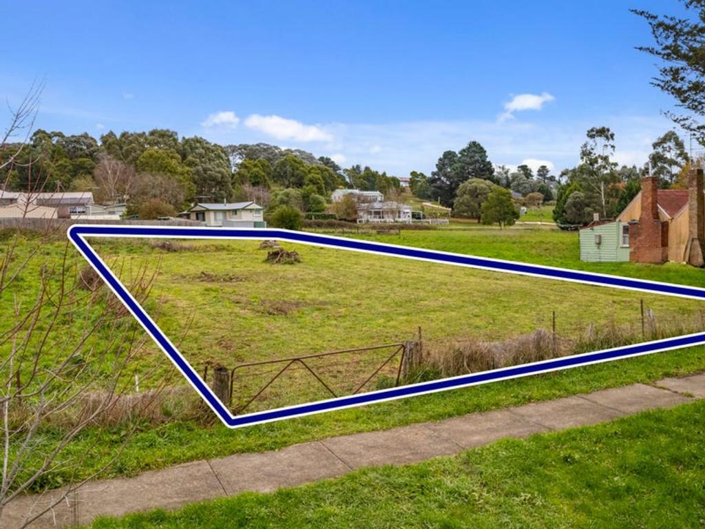 60 Main Rd, Mount Egerton, VIC 3352