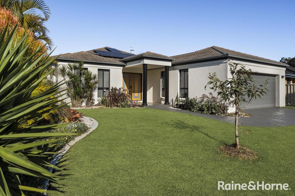 11 Gardenia Cres, Bomaderry, NSW 2541