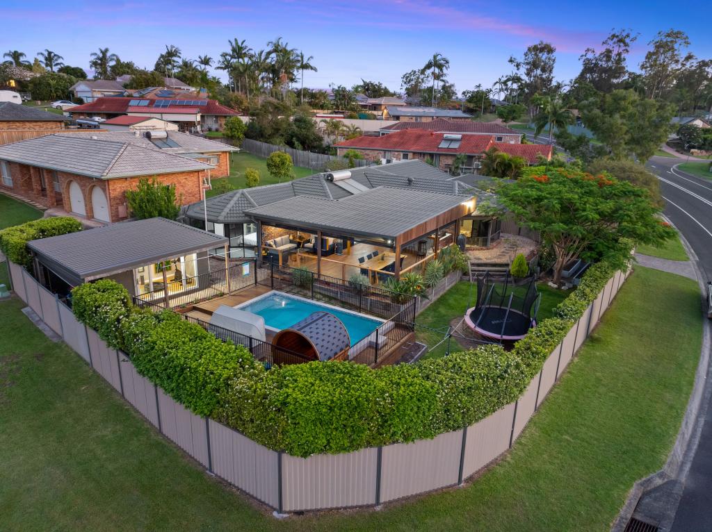 1 Singleton Ct, Helensvale, QLD 4212