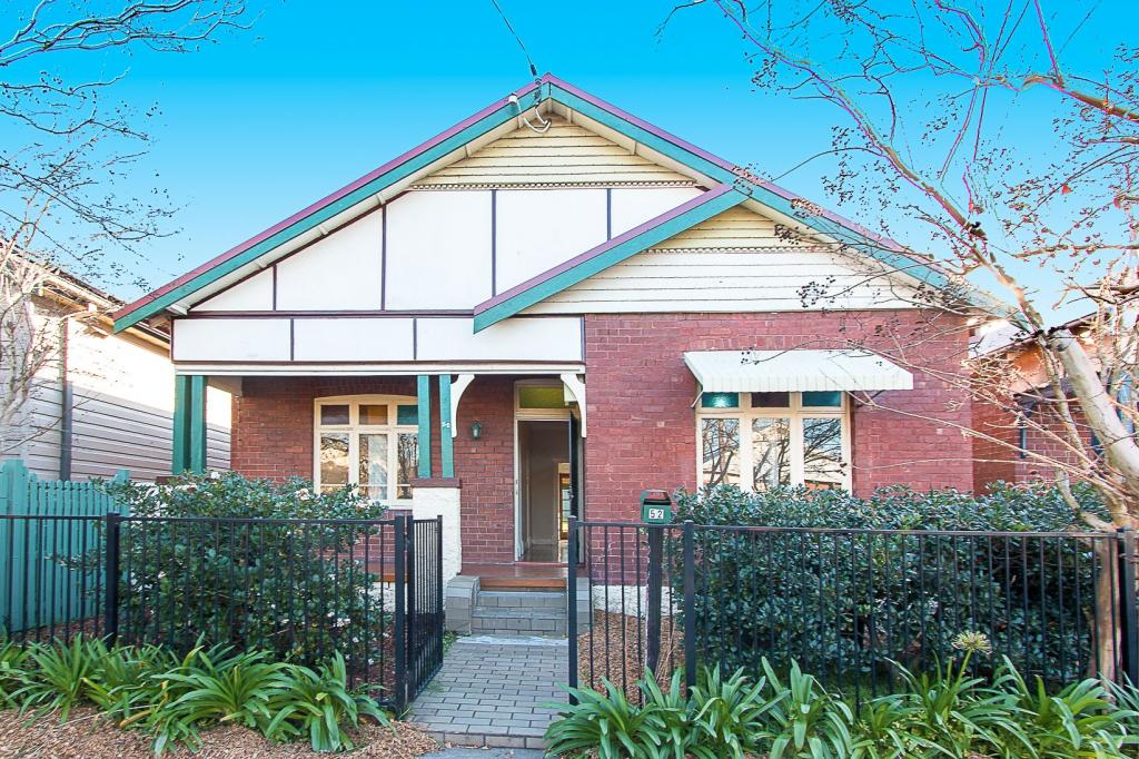 52 Barton St, Mayfield, NSW 2304