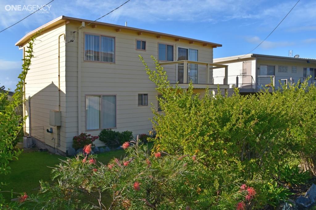 26 Surf St, Tuross Head, NSW 2537