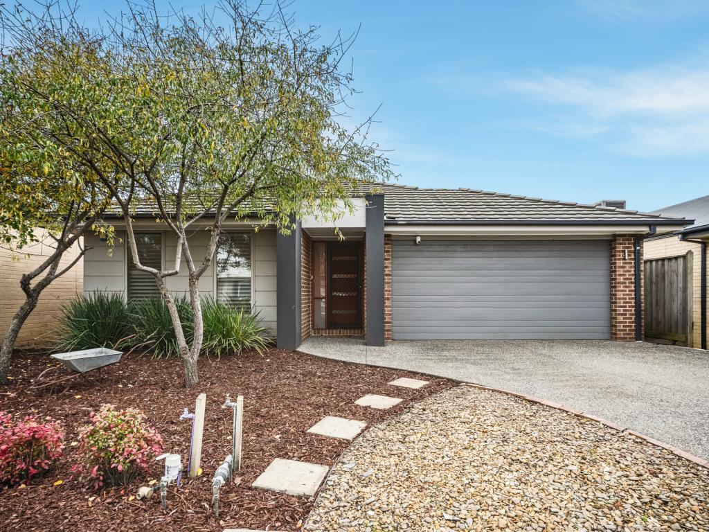 9 Erindale St, Cranbourne West, VIC 3977