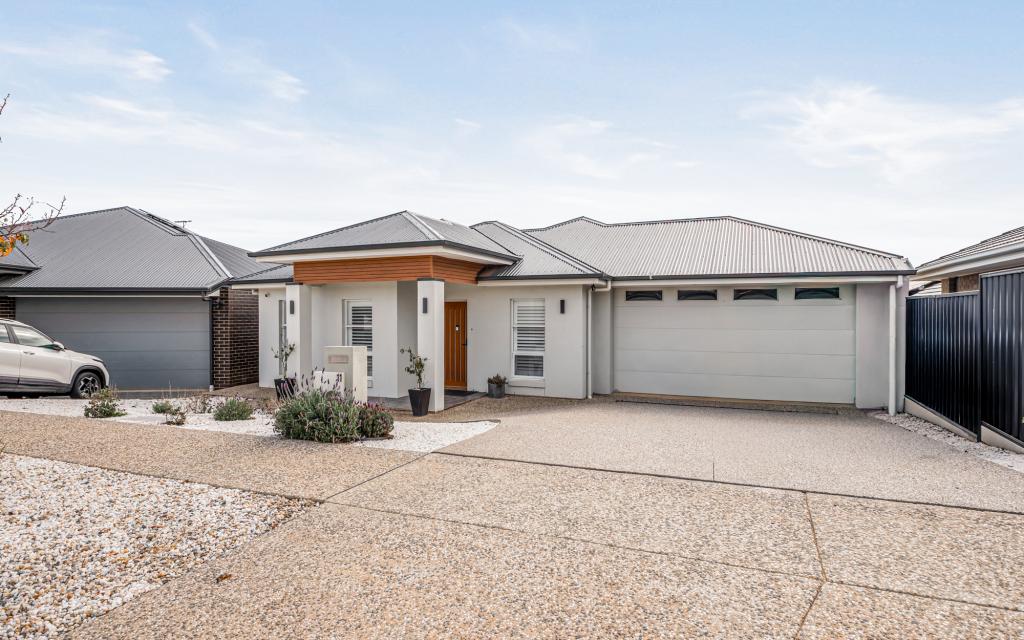 11 Vermont Rd, Seaford Heights, SA 5169