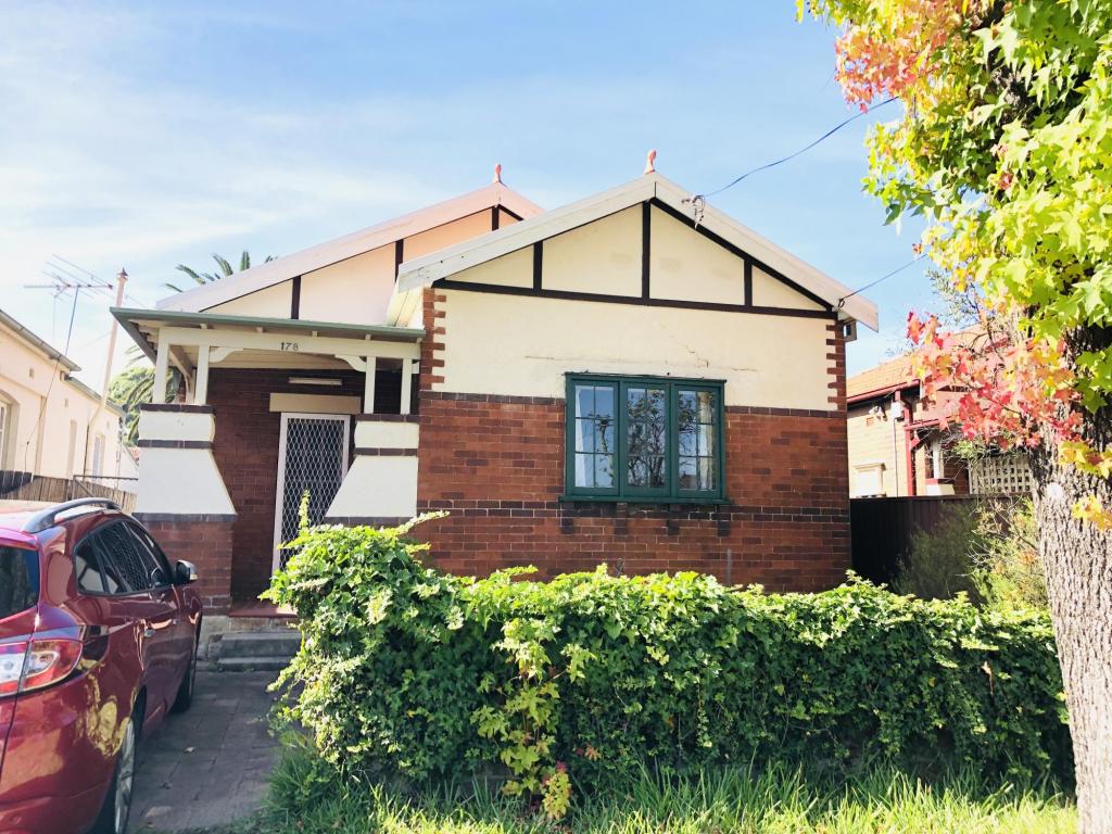 178 Croydon Ave, Croydon Park, NSW 2133