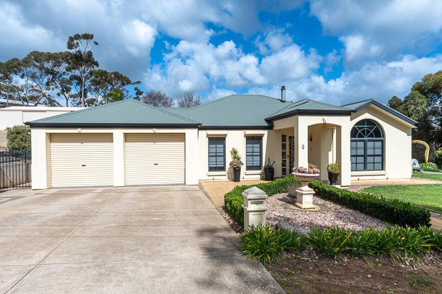 5 Thiele Rd, Murray Bridge East, SA 5253