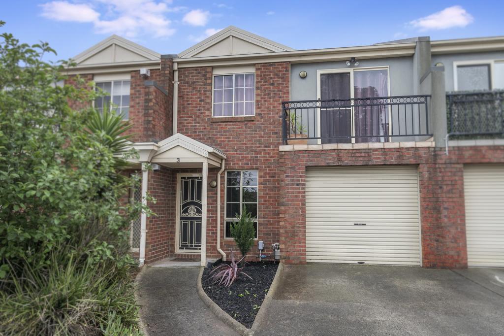 3/2 Silvertree Ave, Delahey, VIC 3037