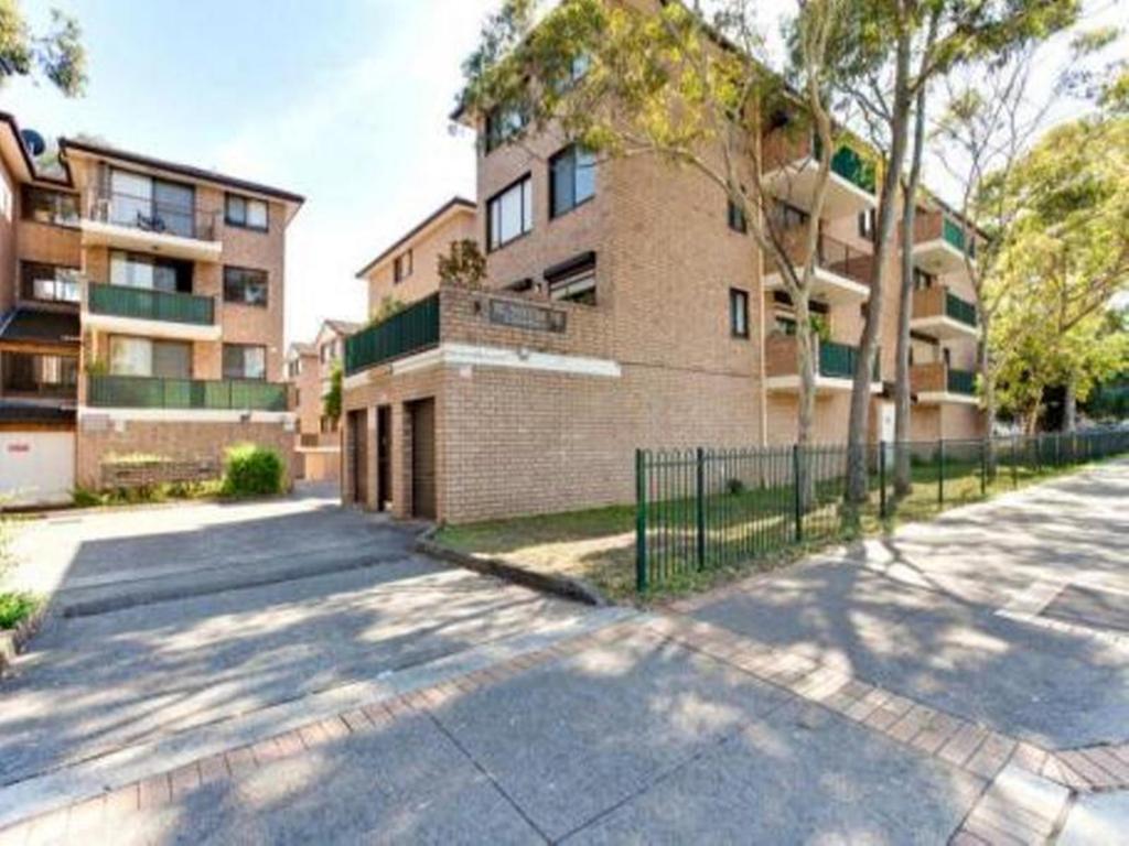 20/77 Memorial Ave, Liverpool, NSW 2170