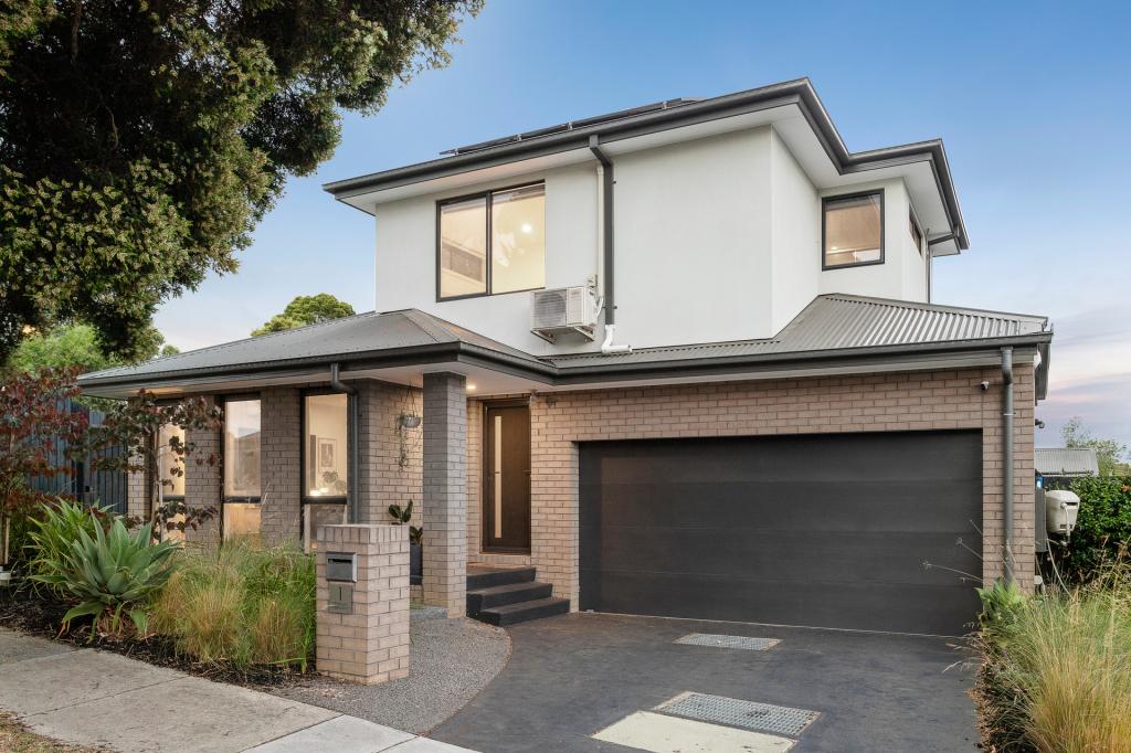 1 Terrigal Cres, Kilsyth, VIC 3137
