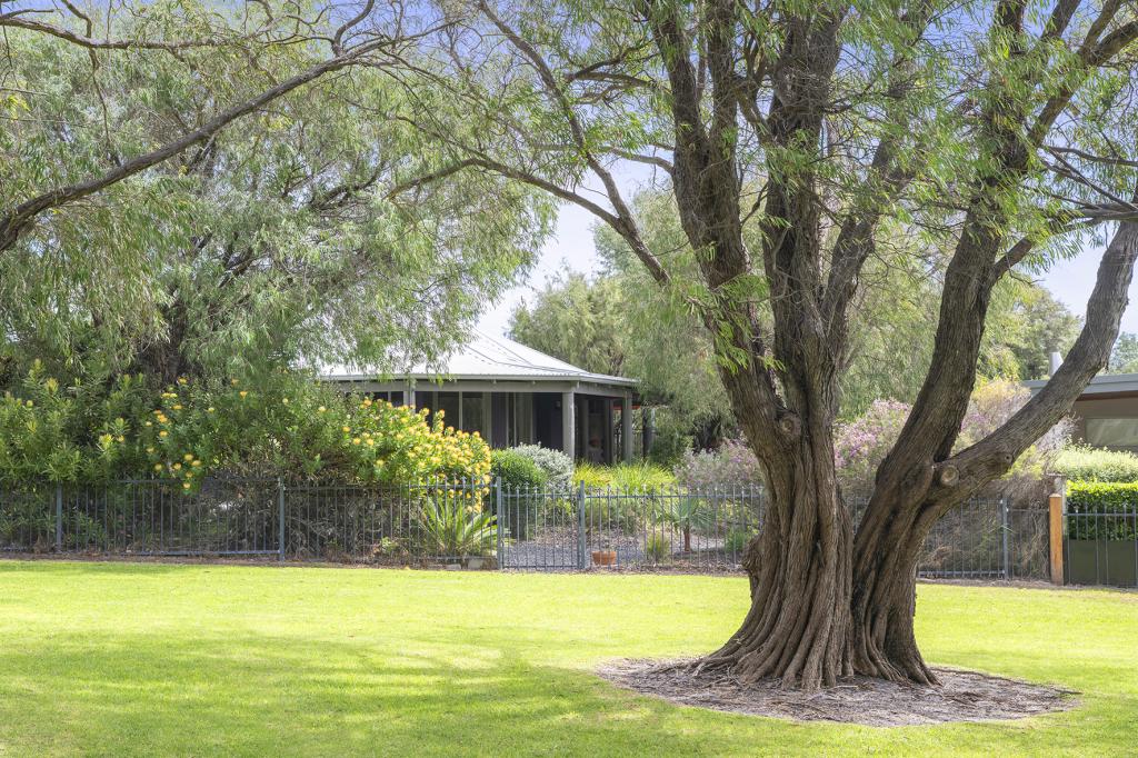 13 Guy Cres, Dunsborough, WA 6281