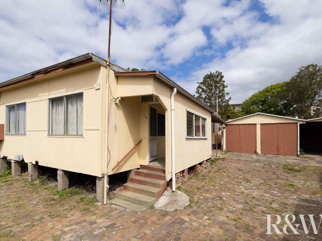 9A GOSFORD AVE, THE ENTRANCE, NSW 2261