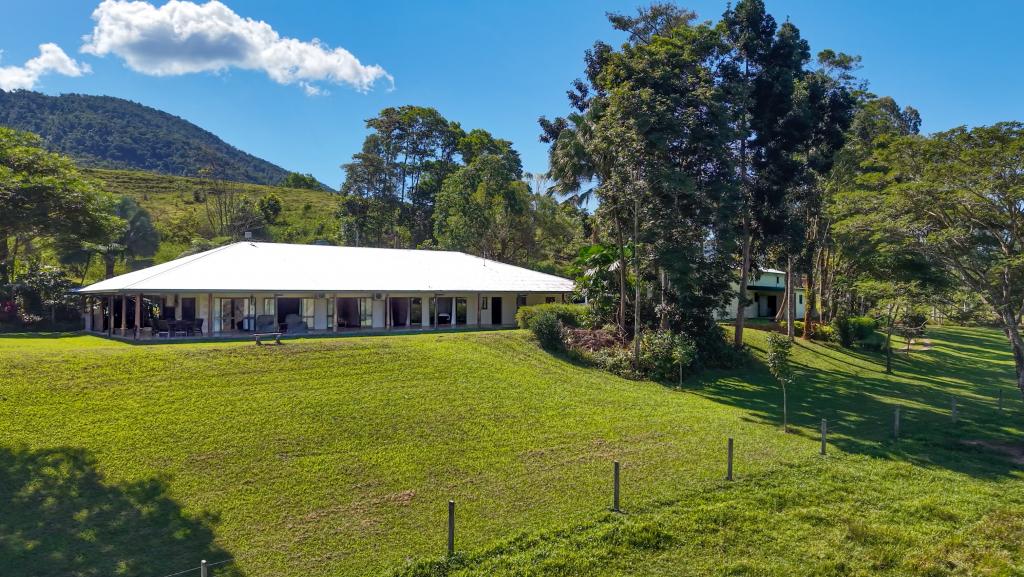 541 Bulgun Rd, Feluga, QLD 4854