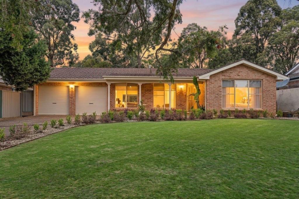 16 School House Rd, Glenmore Park, NSW 2745
