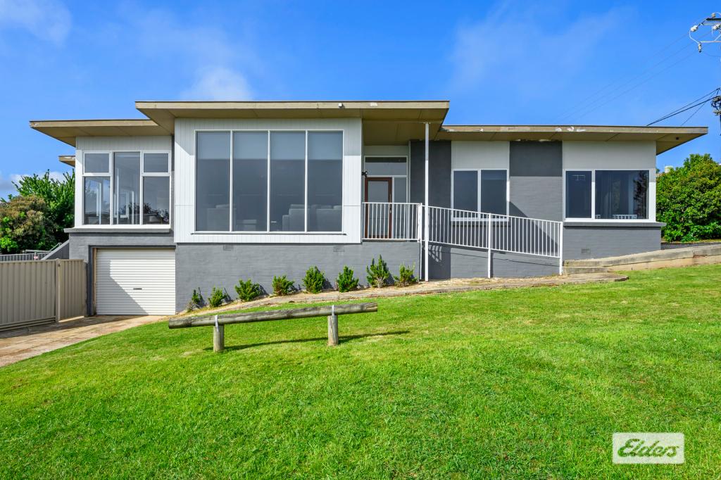 211a Mount St, Upper Burnie, TAS 7320