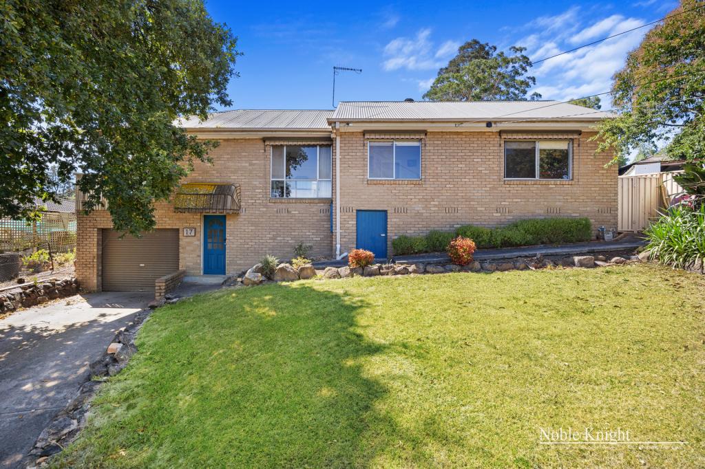 17 ALBERT RD, LILYDALE, VIC 3140