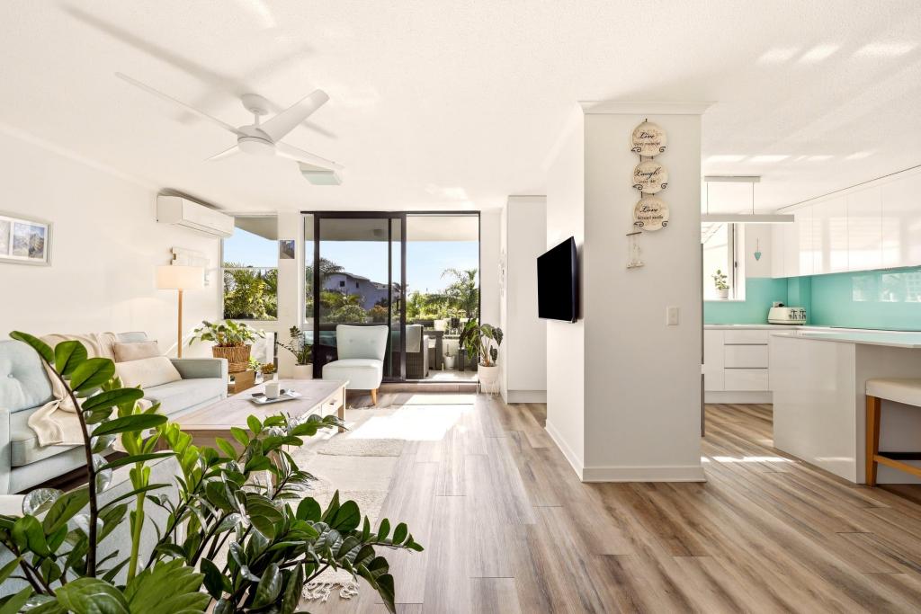 22/7 Juan St, Alexandra Headland, QLD 4572