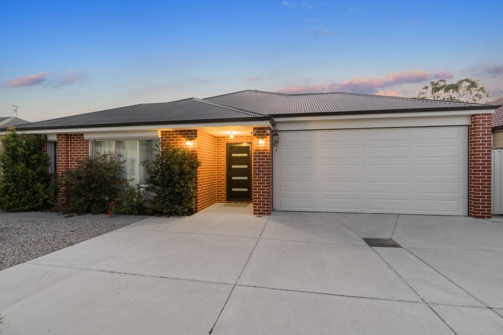 8 REDTAIL CL, GOSNELLS, WA 6110