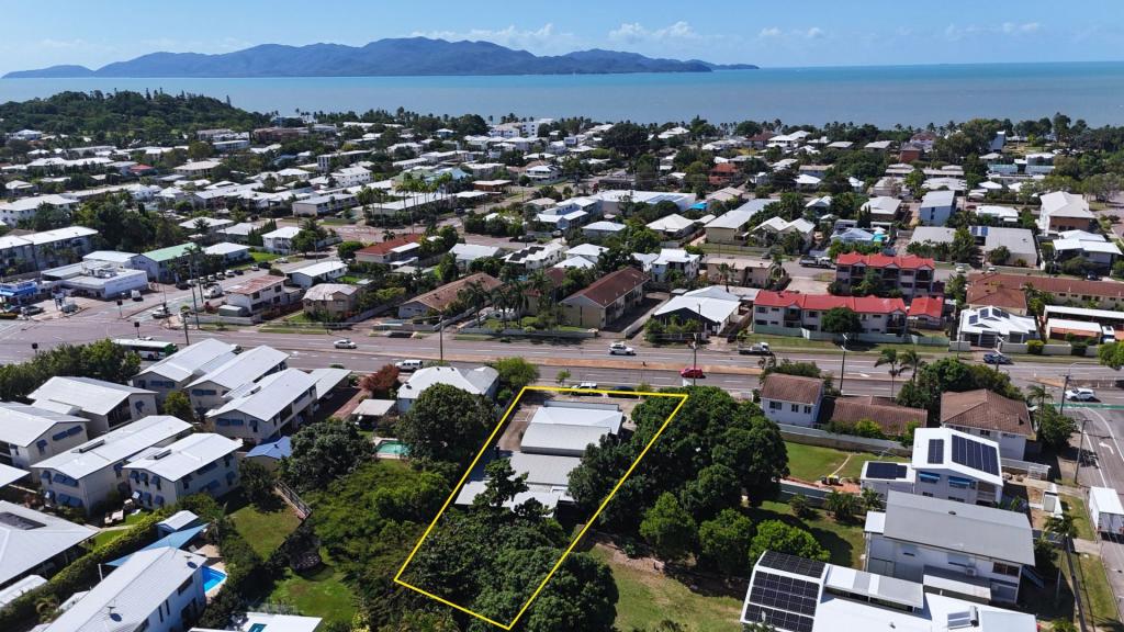 20 Warburton St, North Ward, QLD 4810