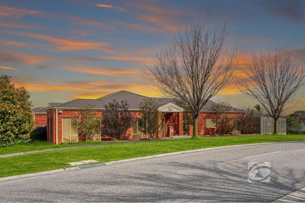 81 Earlsfield Dr, Berwick, VIC 3806