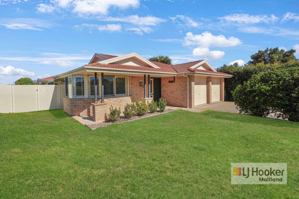 8 Royal Oak Ave, Thornton, NSW 2322