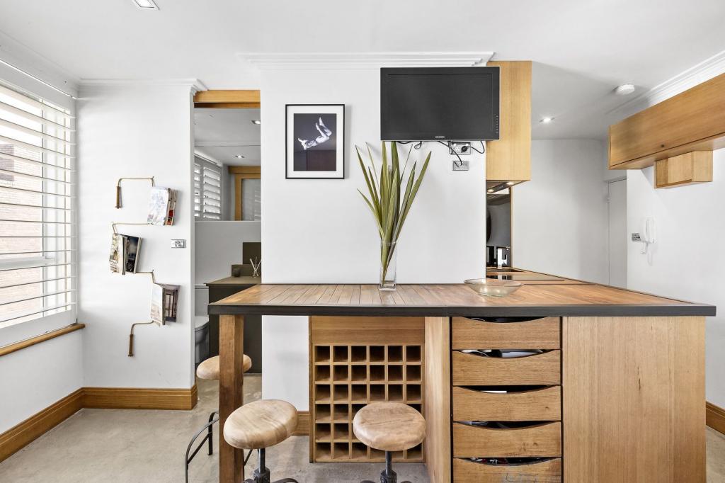 208/25 Hotham St, East Melbourne, VIC 3002