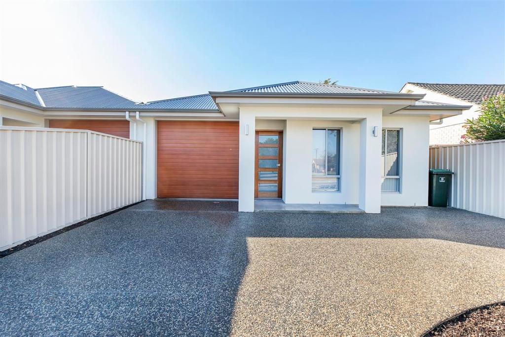 9a Archer St, Christies Beach, SA 5165