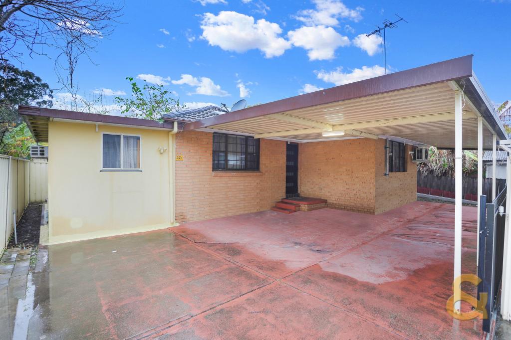 37a Crawford Rd, Doonside, NSW 2767