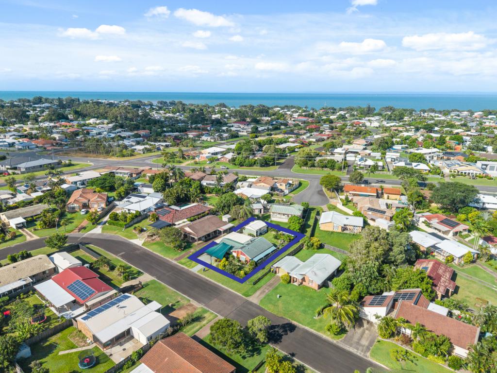 16 Michelle Dr, Point Vernon, QLD 4655