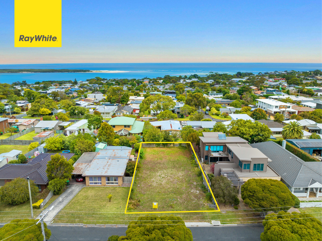 12 Kenneth St, Inverloch, VIC 3996