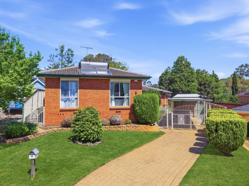 24 Mona Vale Pl, Woodbine, NSW 2560