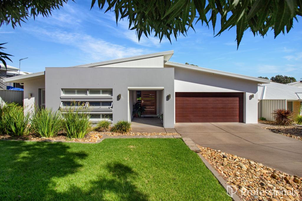 162 Brooklyn Dr, Bourkelands, NSW 2650