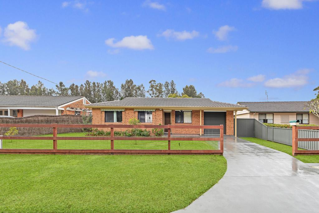 54 Boyce Ave, Wyong, NSW 2259