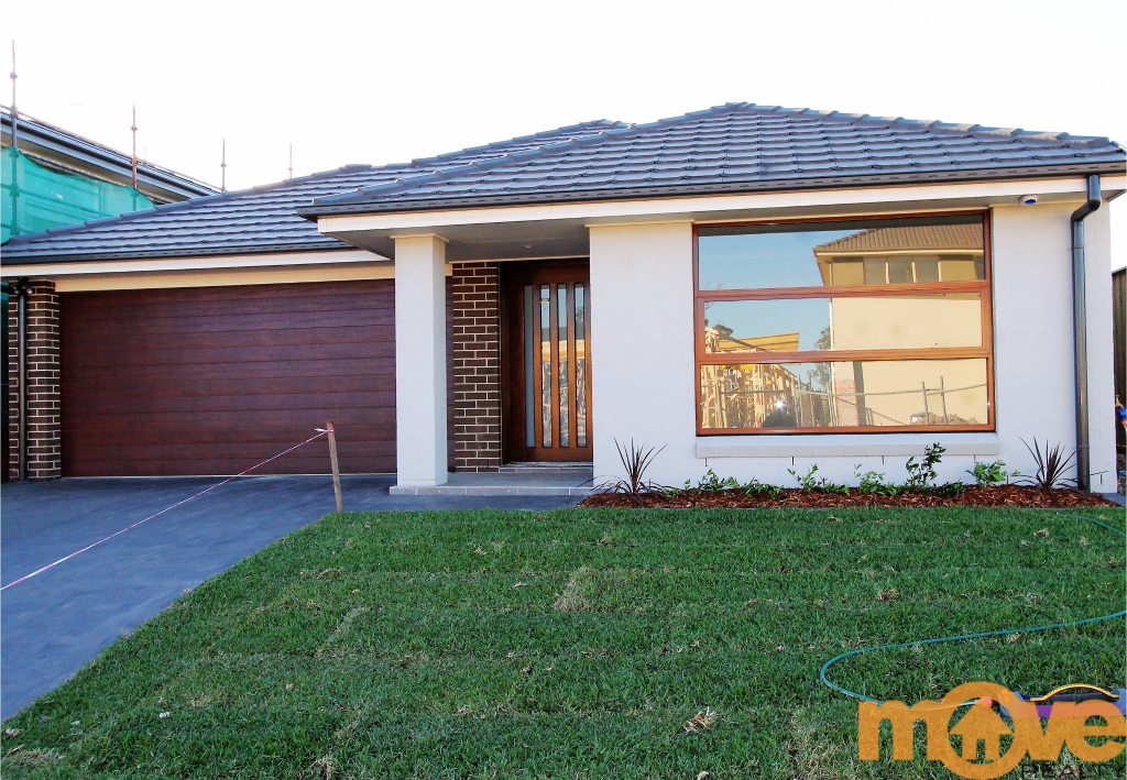 15 BEATTIE ST, GLEDSWOOD HILLS, NSW 2557