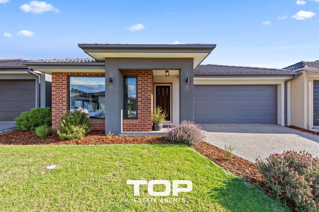 8 Milka Ave, Clyde North, VIC 3978
