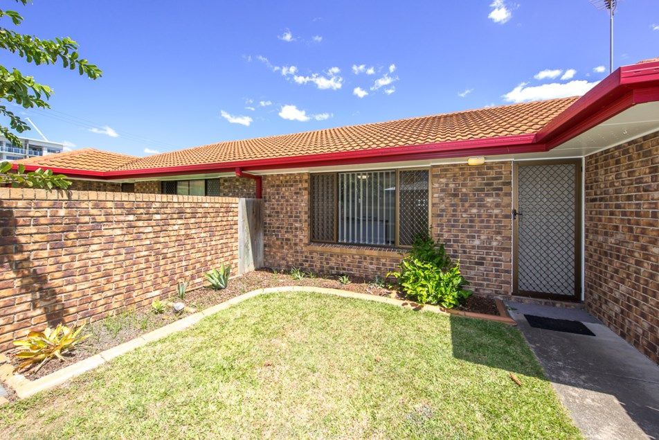 2/11 Emsworth St, Wynnum, QLD 4178