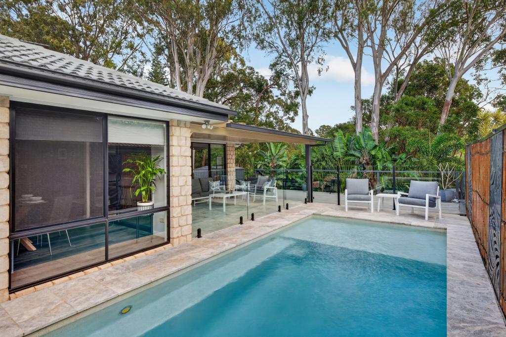 26 Pentecost Pl, Redland Bay, QLD 4165