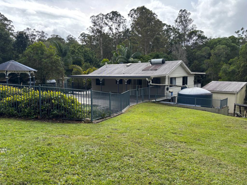118 Tarata Rd, Guanaba, QLD 4210