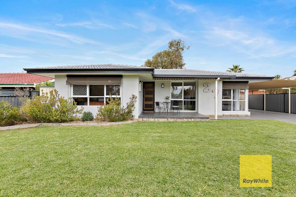 27 GLYNDEBOURNE AVE, THORNLIE, WA 6108