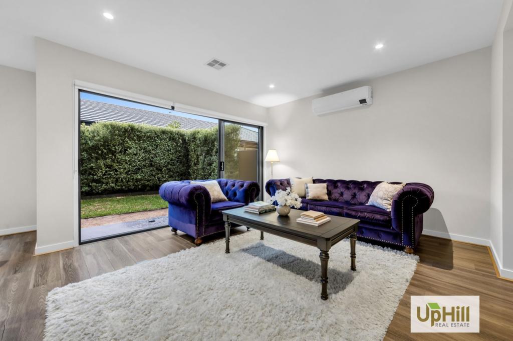 71 Glenrose Bvd, Clyde North, VIC 3978