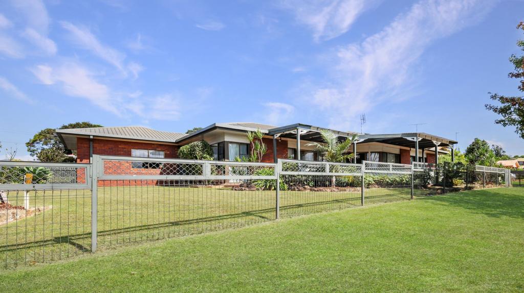 1 Luxford St, Kearneys Spring, QLD 4350