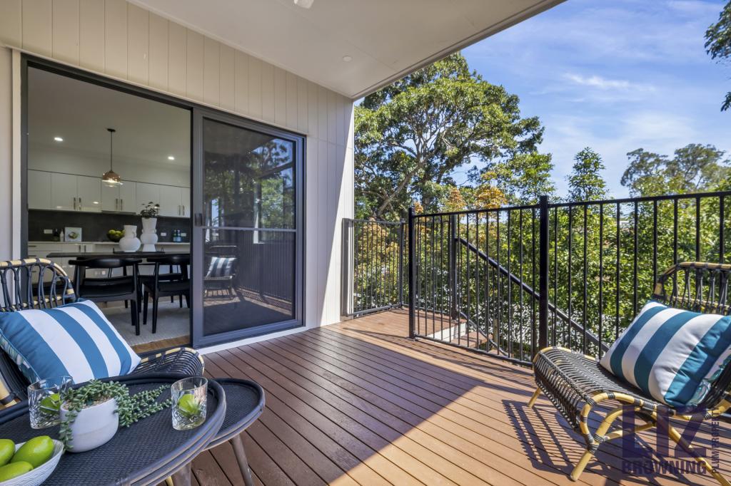 14 Burbong St, Chapel Hill, QLD 4069