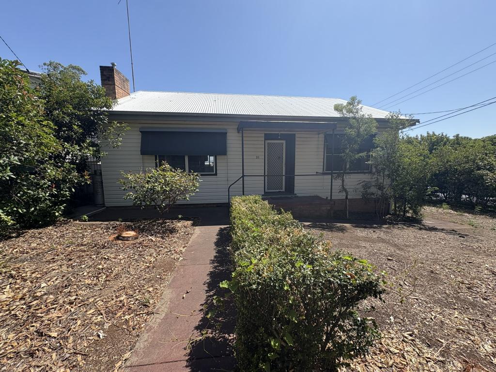 20 DUMARESQ ST, MUSWELLBROOK, NSW 2333