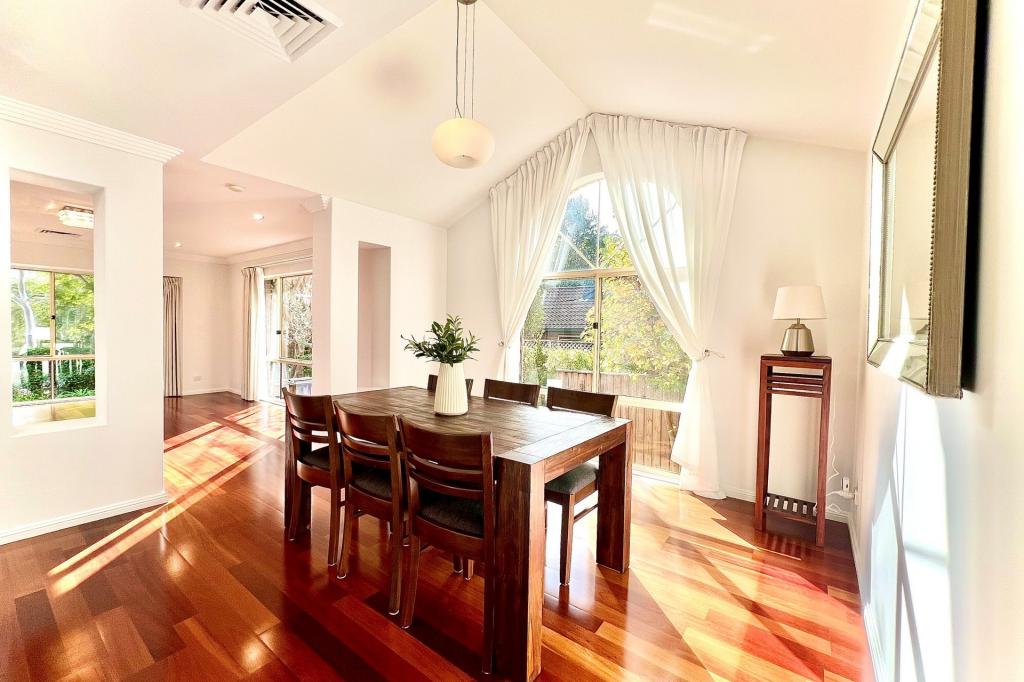 273 Bobbin Head Rd, North Turramurra, NSW 2074