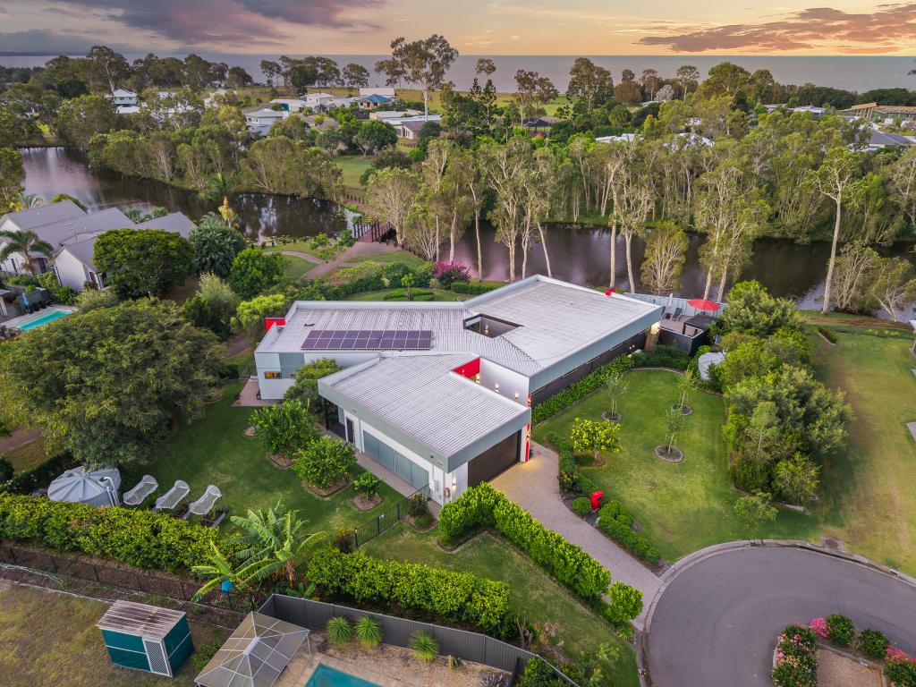 4-6 JUBATA CT, BURRUM HEADS, QLD 4659