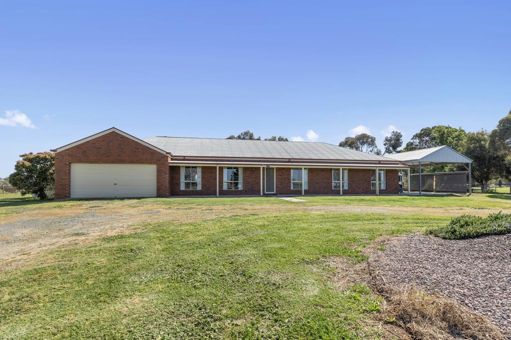 686 SIMMIE RD, ECHUCA, VIC 3564