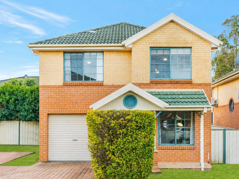 3/6 Plum Cl, Casula, NSW 2170