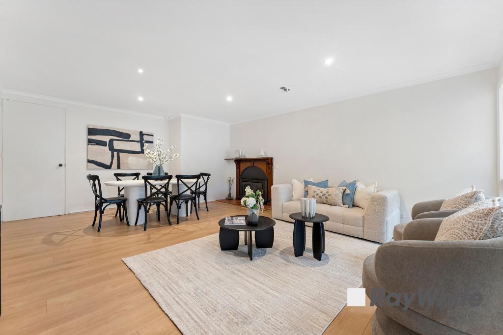 16 Hughes Cl, Endeavour Hills, VIC 3802