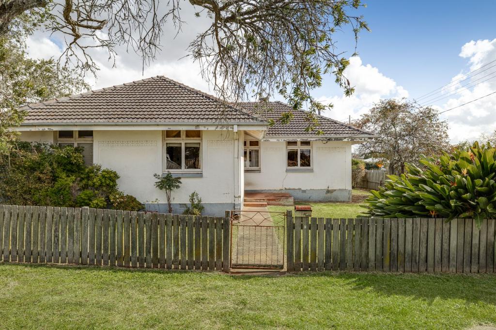1 Rose St, Wilsonton, QLD 4350