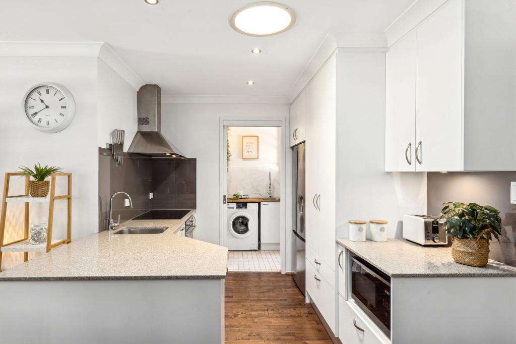 2/105 Woodview Ave, Lisarow, NSW 2250