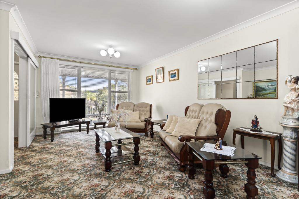 5 Pollard Pl, Kirrawee, NSW 2232
